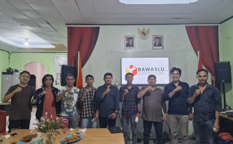 Ketua dan Anggota Bawaslu Bersama Cipayung dan Cipayung Plus